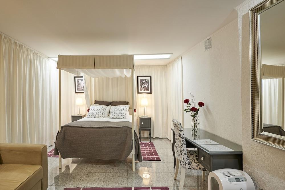 Discovery Apartment Estrela Lisbon Exterior photo